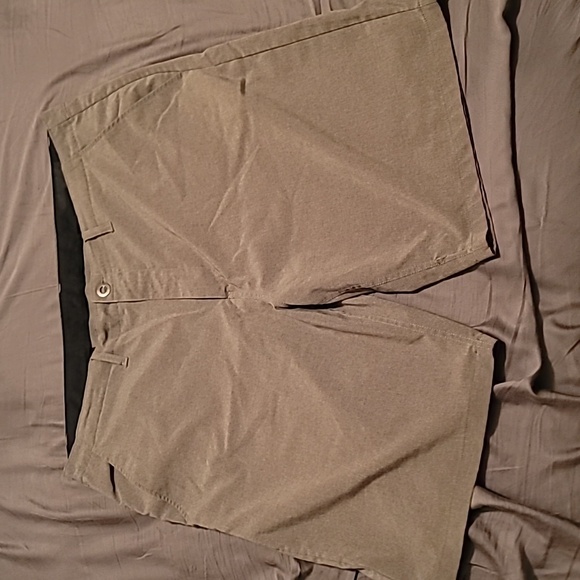 Volcom four-way stretch surf and turf hybrid shorts - Picture 1 of 1